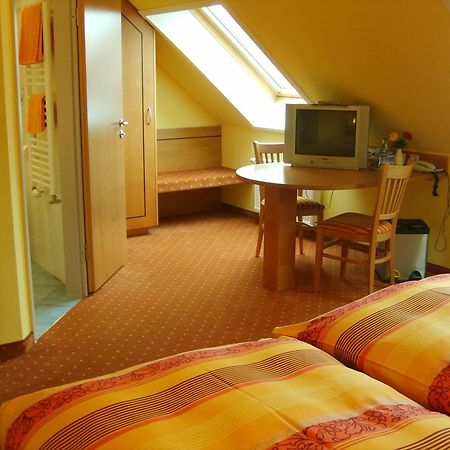 Bio Hotel Bayerischer Wirt Augsburgo Exterior foto